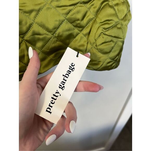 Pretty Garbage Women's Olive Green Quilted Strappy Crop Tank Top Size Small - Picture 4 of 5